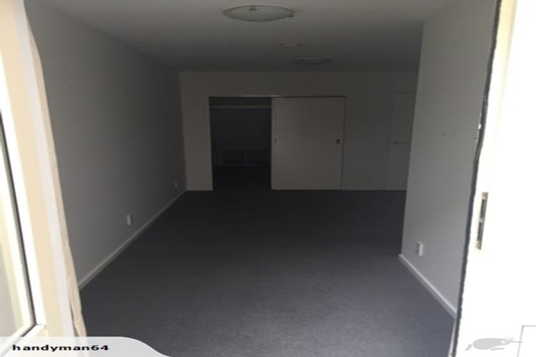 Photo of property in Luxford Villas, 115/72 Herald Street, Berhampore, Wellington, 6023