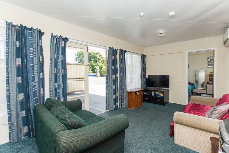 Photo of property in 152 Onslow Road, Patutahi, Gisborne, 4072