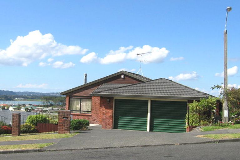 Photo of property in 9 Matisse Drive, West Harbour, Auckland, 0618