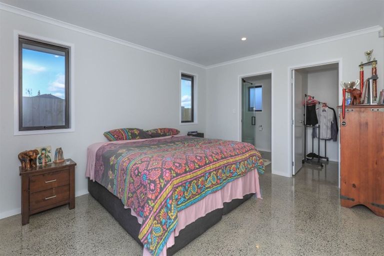 Photo of property in 12 Awanui Avenue, Te Kauwhata, 3710