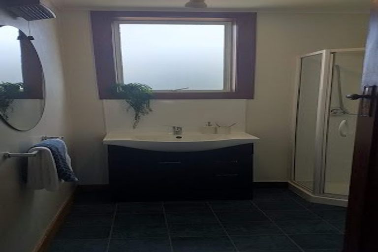 Photo of property in 74 Dalry Street, Wallacetown, 9816