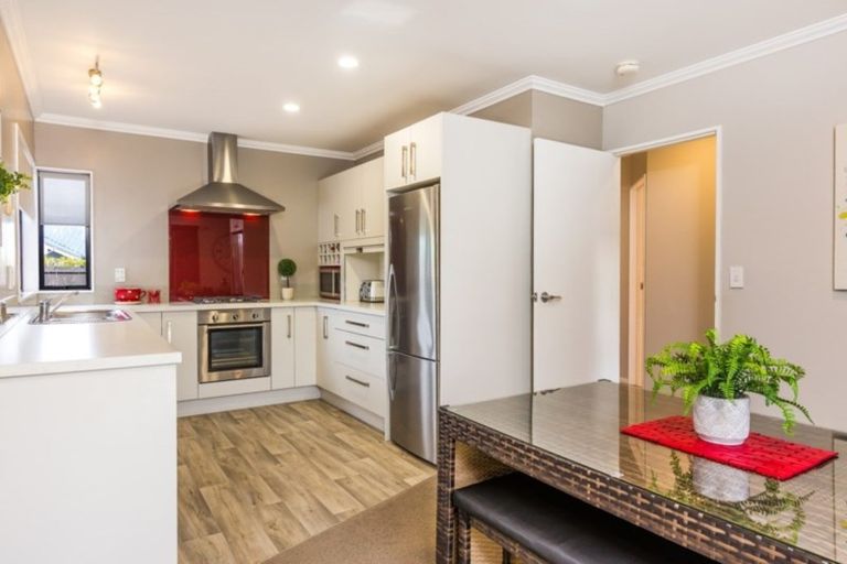 Photo of property in 28 Whetu Place, Nukuhau, Taupo, 3330