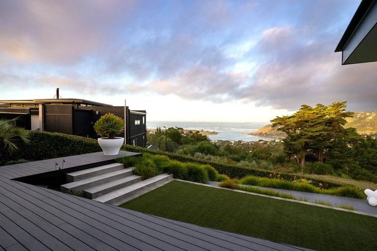 Photo of property in 105 Glenstrae Road, Redcliffs, Christchurch, 8081