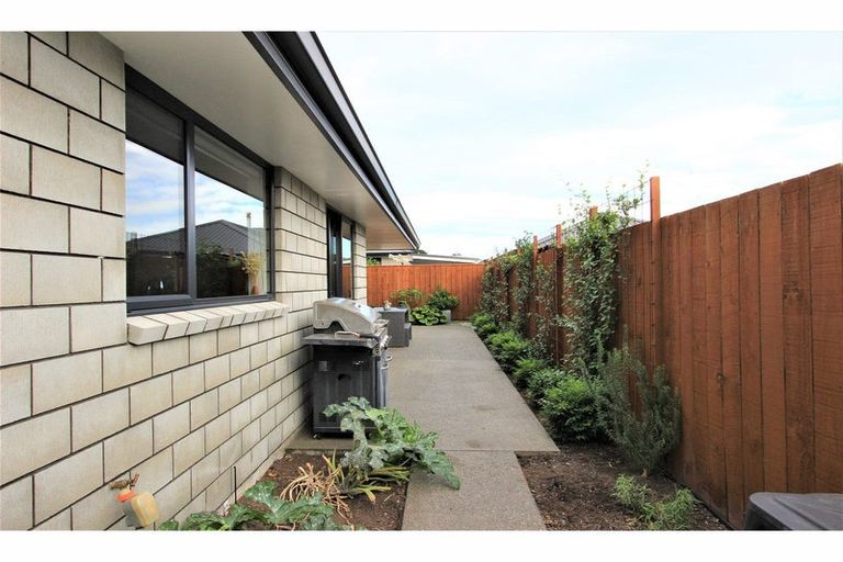 Photo of property in 30 Spitfire Drive, Burleigh, Blenheim, 7201