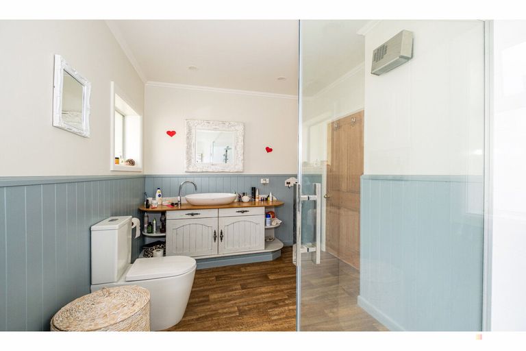 Photo of property in 92 Studholme Settlement Road, Waimate, 7979