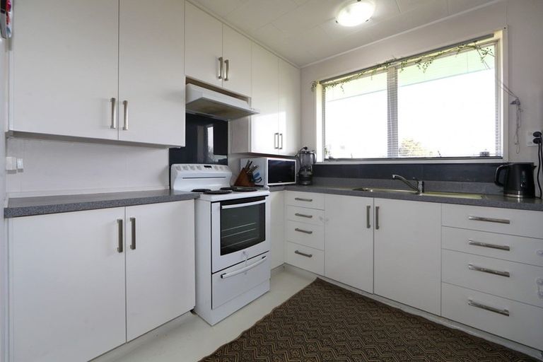 Photo of property in 220a Wolseley Street, Mayfair, Hastings, 4122