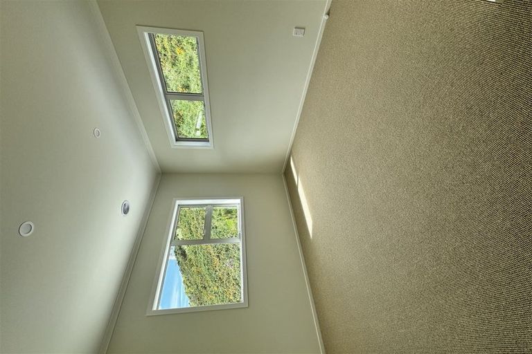 Photo of property in 31 Farnworth Terrace, Churton Park, Wellington, 6037