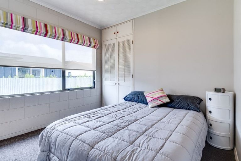 Photo of property in 6 Cooke Place, Taradale, Napier, 4112