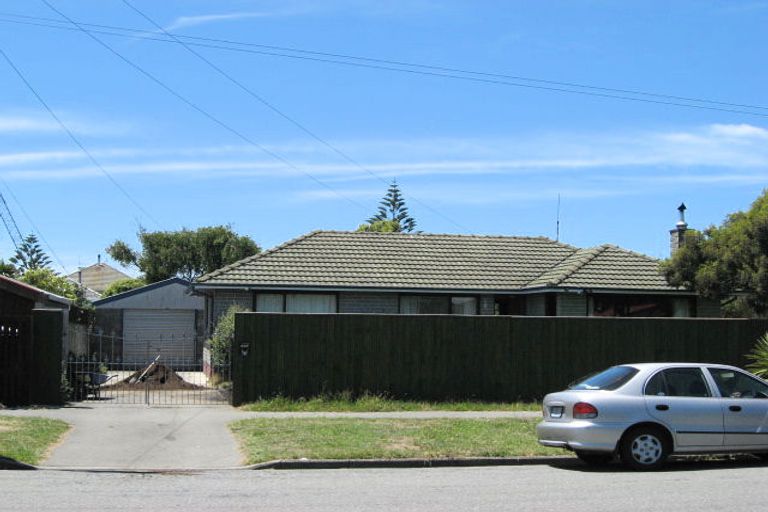 Photo of property in 297 Pine Avenue, South New Brighton, Christchurch, 8062