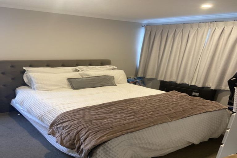 Photo of property in 12 Piko Lane, Hobsonville, Auckland, 0616