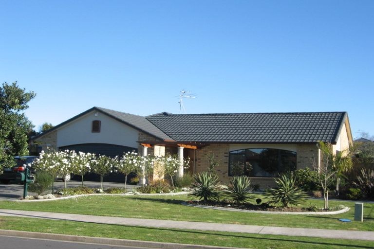 Photo of property in 58 Blackwood Drive, Wattle Downs, Auckland, 2103