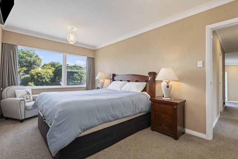 Photo of property in 1 Wigan Place, Hokowhitu, Palmerston North, 4410