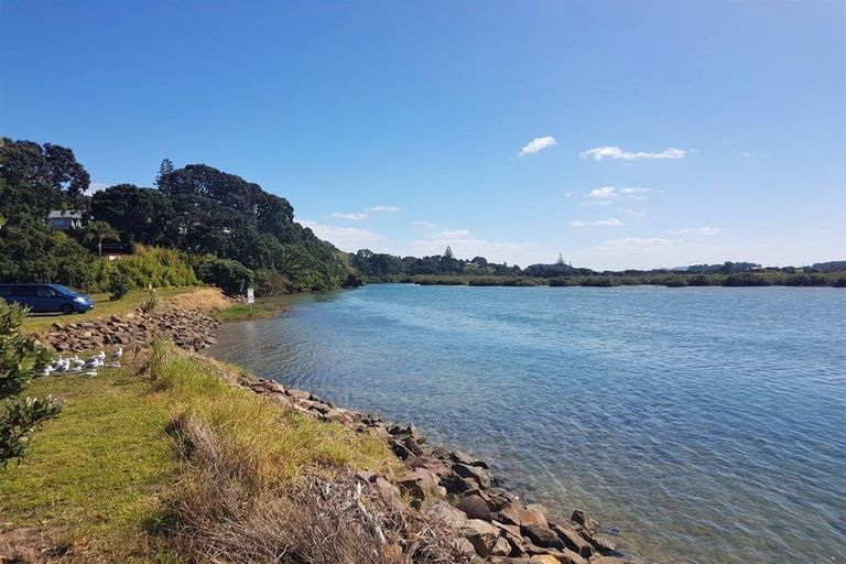 Photo of property in 49 Marsden Point Road, Ruakaka, 0116