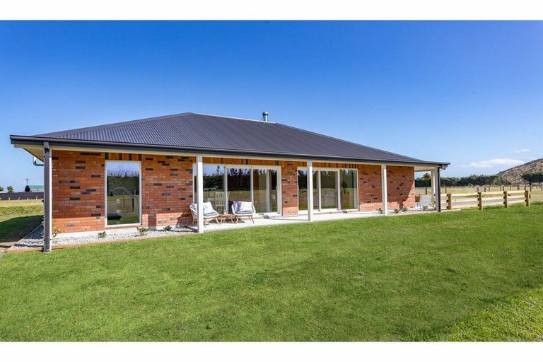 Photo of property in 382 Harmans Gorge Road, View Hill, Oxford, 7495