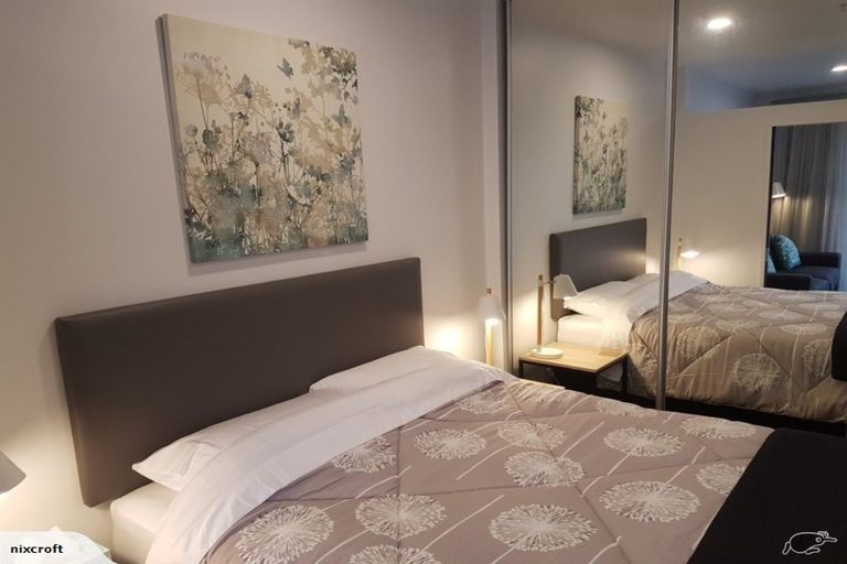 Photo of property in Atrium Towers, 4n/154 The Terrace, Wellington Central, Wellington, 6011