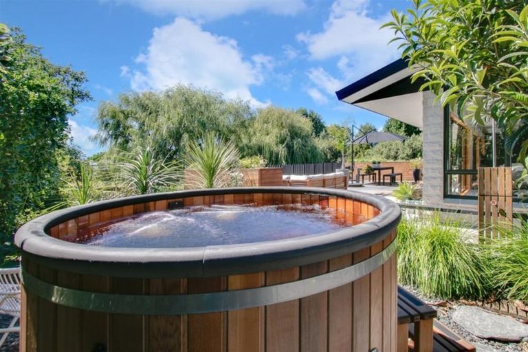 Photo of property in 33a Cedar Road, Te Awanga, 4102