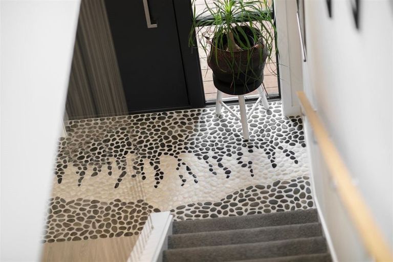 Photo of property in 11 Violet Way, Lower Shotover, Queenstown, 9304