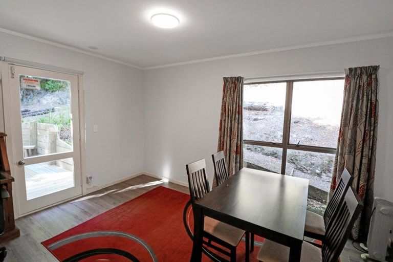 Photo of property in 7c Tiniroa Grove, Silverstream, Upper Hutt, 5019