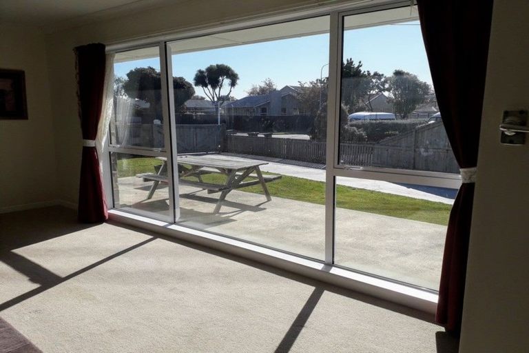 Photo of property in 22 Ashbourne Street, Burnside, Christchurch, 8053