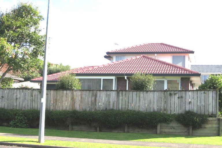 Photo of property in 3/62 Clydesdale Avenue, Somerville, Auckland, 2014