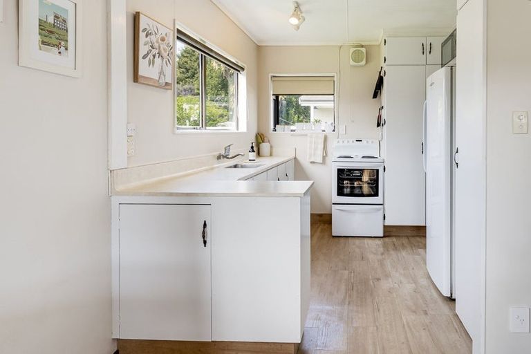 Photo of property in 2/17 Ranui Road, Stoke, Nelson, 7011