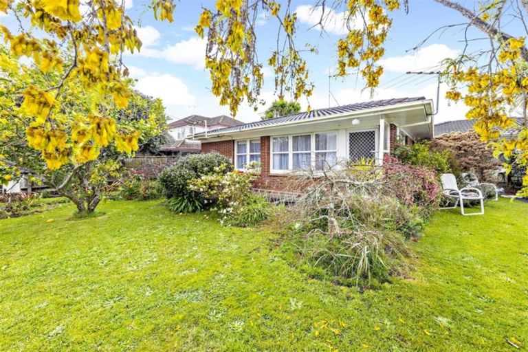 Photo of property in 2/8 Marne Road, Papakura, 2110