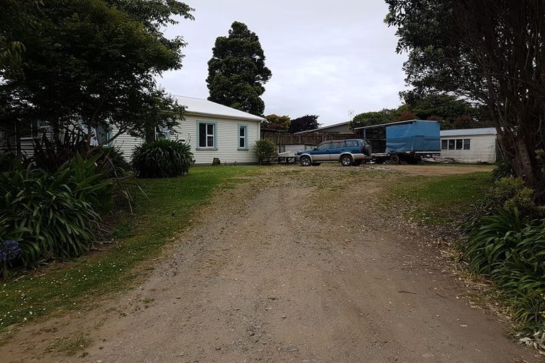 Photo of property in 18 Park Lane, Waitara, 4320