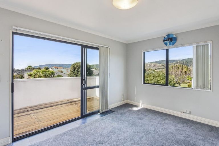 Photo of property in 87 Milne Drive, Paraparaumu, 5032