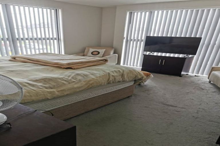 Photo of property in 15 Kapia Drive, Takanini, 2112