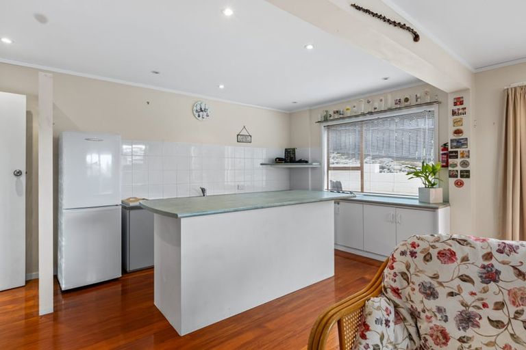 Photo of property in 21 Awatere Place, Snells Beach, 0920