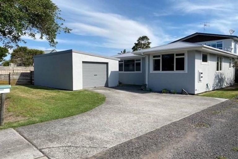 Photo of property in 51c Percy Road, Papamoa Beach, Papamoa, 3118