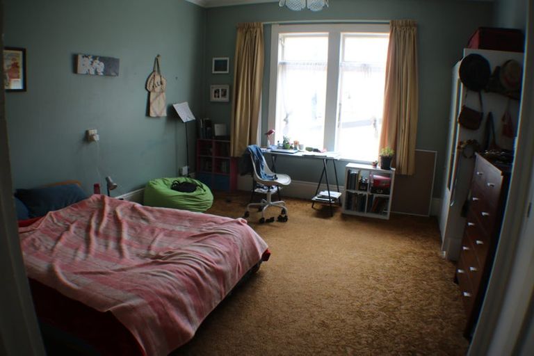 Photo of property in 40 Pirie Street, Mount Victoria, Wellington, 6011