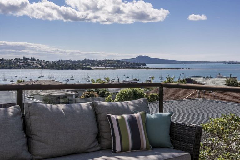 Photo of property in 11 Antilla Place, Half Moon Bay, Auckland, 2012