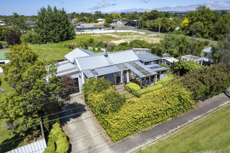Photo of property in 33 Tararua Street, Pahiatua, 4910