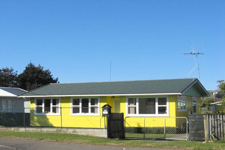 Photo of property in 599 Waitarere Beach Road, Waitarere Beach, Levin, 5510