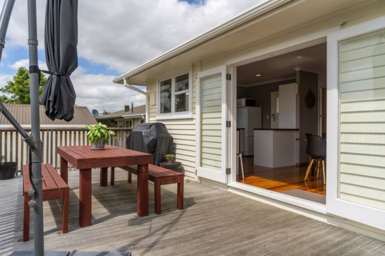 Photo of property in 6 Puriri Crescent, Lansdowne, Masterton, 5810