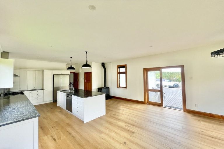 Photo of property in 117 Cd Farm Road, Levin, 5571