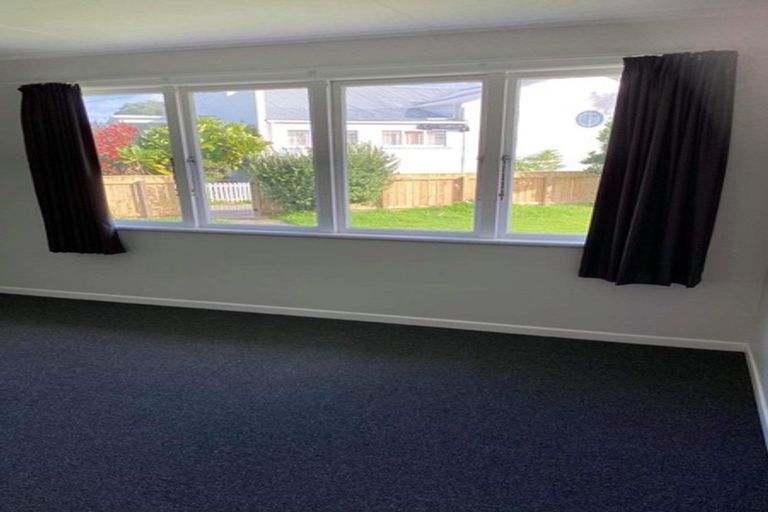 Photo of property in 68 Waerenga Road, Otaki, 5512