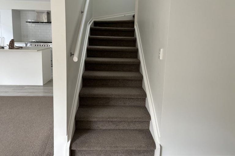 Photo of property in 32a Bleakhouse Road, Howick, Auckland, 2014