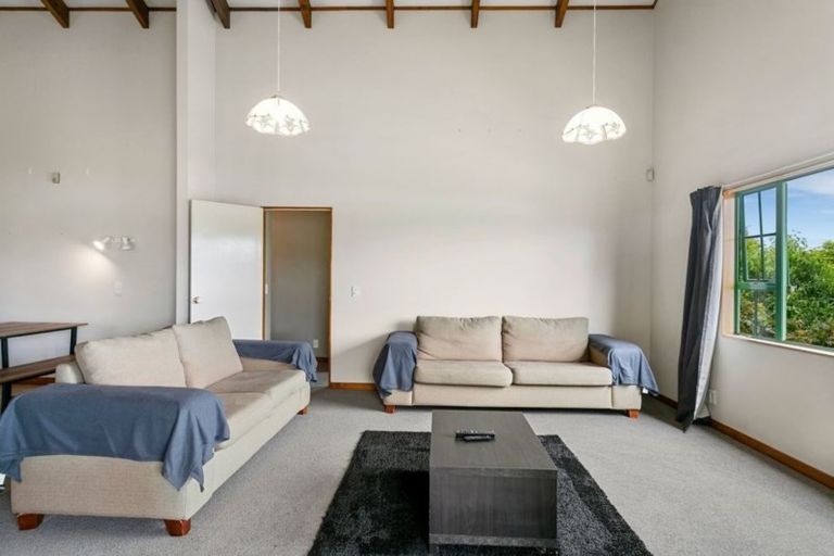 Photo of property in 2/122 Taupo View Road, Taupo, 3330