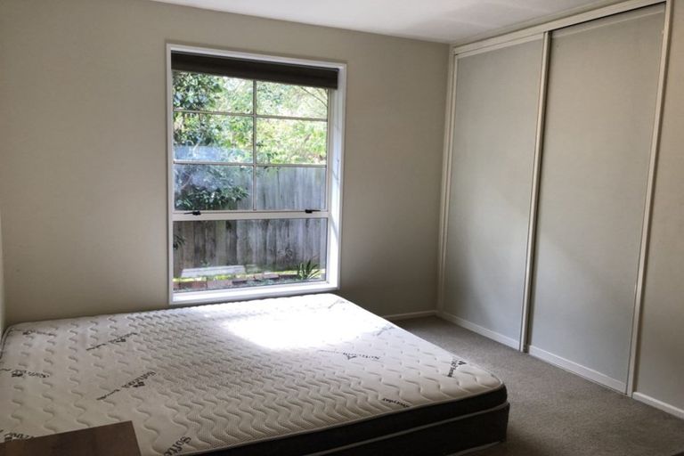 Photo of property in 70a Straven Road, Fendalton, Christchurch, 8014