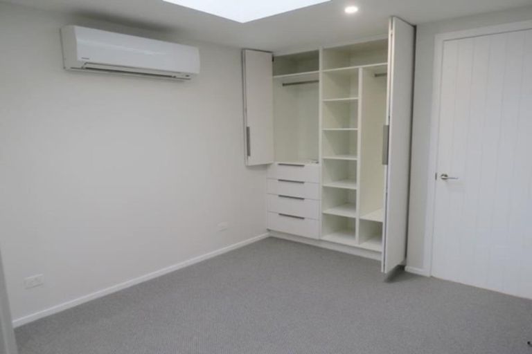 Photo of property in 3 Sackville Street, Fitzroy, New Plymouth, 4312