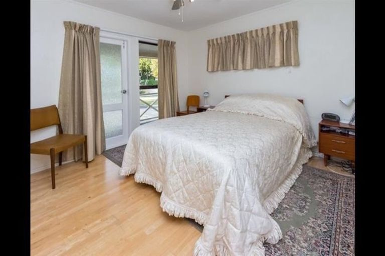 Photo of property in 6 Orinda Close, Botany Downs, Auckland, 2010