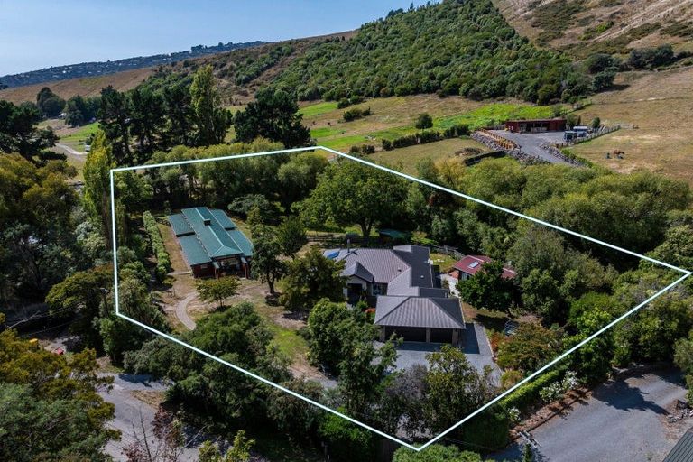 Photo of property in 69 Avoca Valley Road, Heathcote Valley, Christchurch, 8022