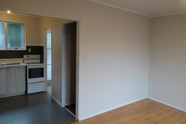 Photo of property in 2/63 Zita Maria Drive, Massey, Auckland, 0614