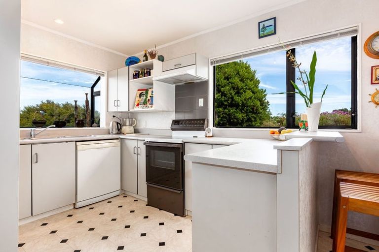 Photo of property in 18a Bodmin Terrace, Camborne, Porirua, 5026