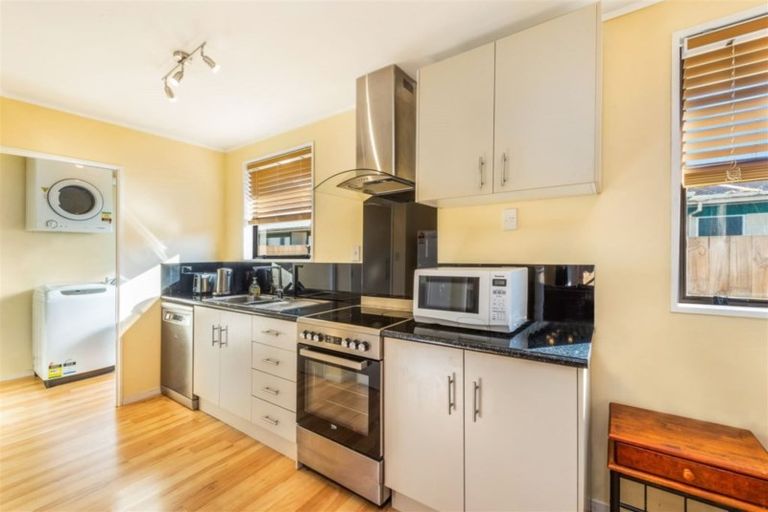 Photo of property in 76e Bandon Street, Frankton, Hamilton, 3204