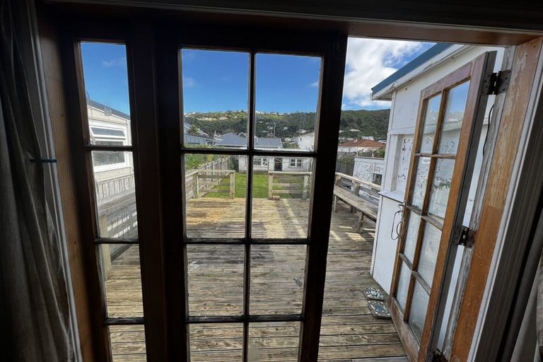 Photo of property in 218 Clyde Street, Island Bay, Wellington, 6023