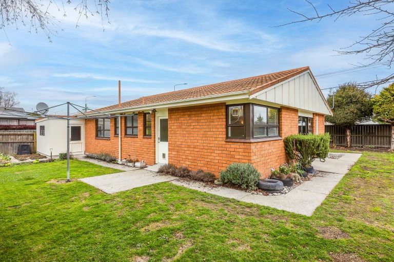 Photo of property in 198 Gayhurst Road, Dallington, Christchurch, 8061