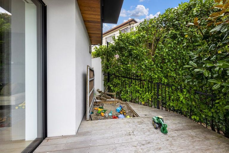 Photo of property in 8 Puna Street, Orakei, Auckland, 1071